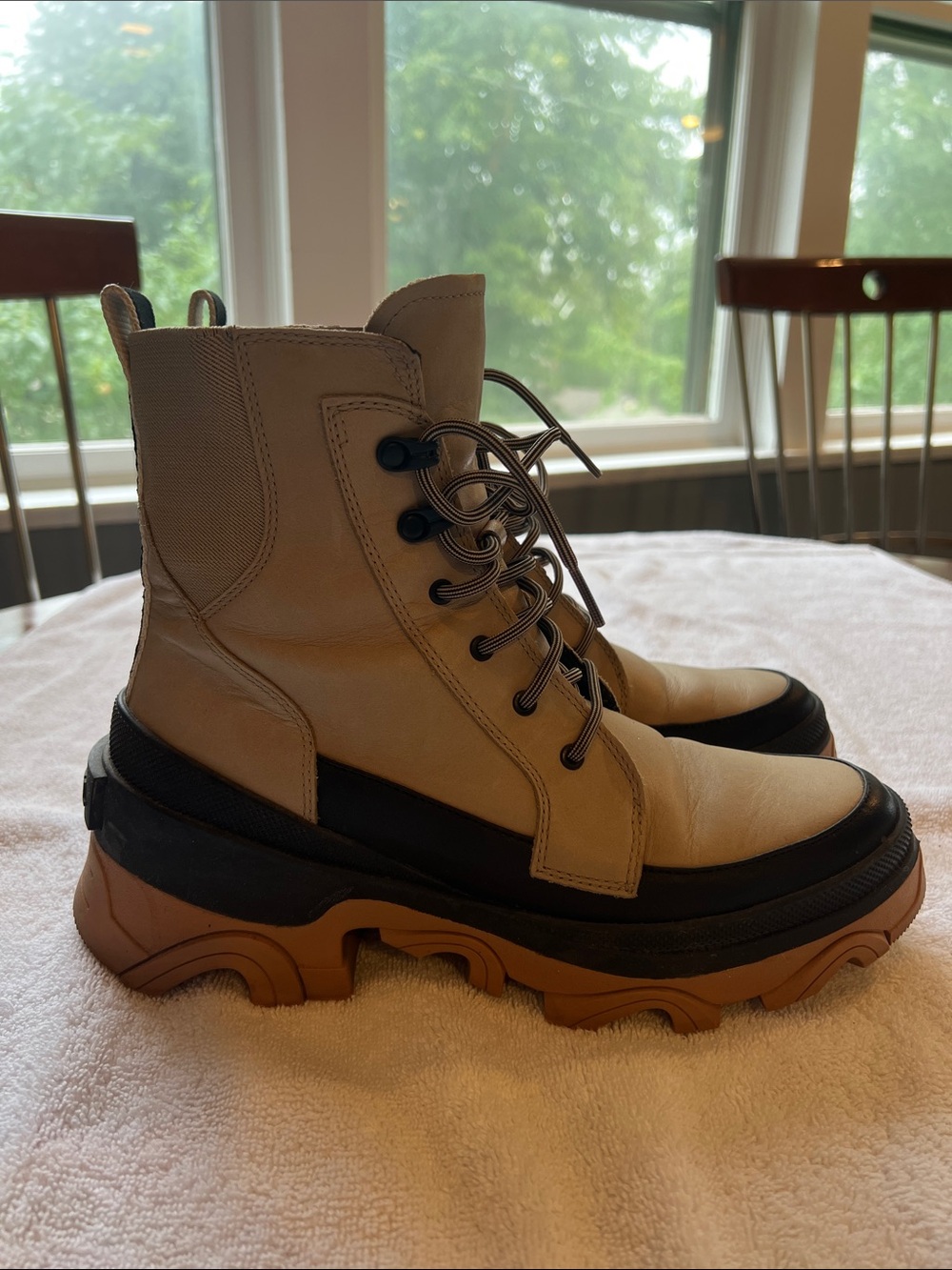Sorel Brex | Women’s Tan and Black Waterproof Lace-Up Boots